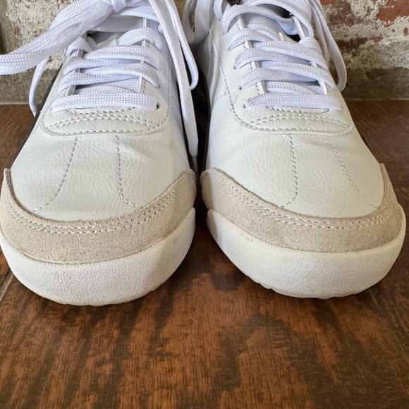 Puma Sneakers - Picture 2 of 6